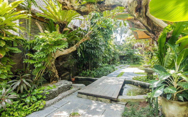 ZEN Rooms Seminyak Taman Petitenget