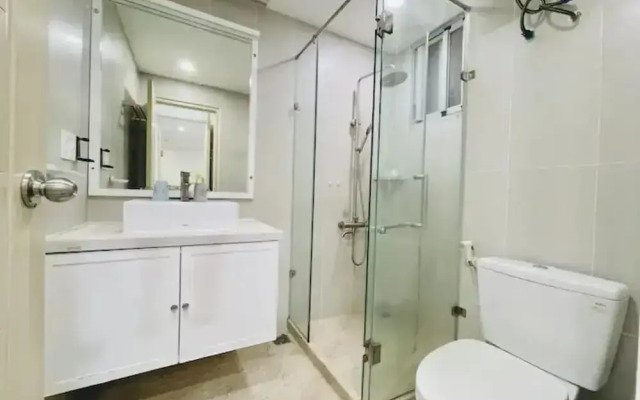 Scenic Valley View Residence