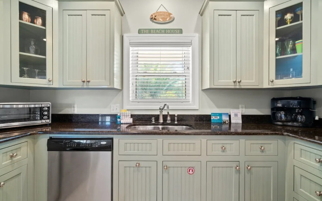 104 Derondo St - Cs the Day