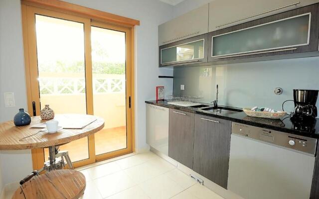 House J São Rafael - By Bedzy