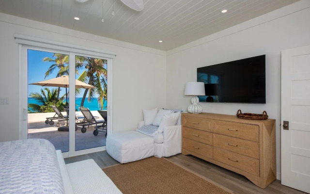 Pineapple House 4 Bedroom Home