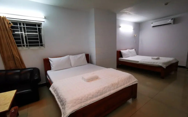 Nhu Y Hotel
