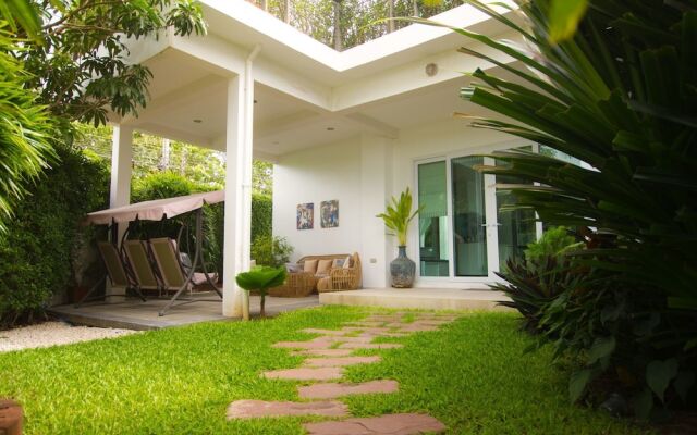 Luxury 5br Pool Villa and Sport Center
