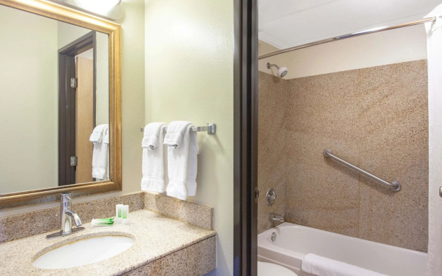 AmericInn by Wyndham Willmar