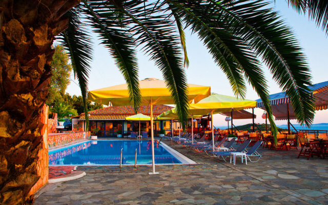 Arilla Beach Hotel