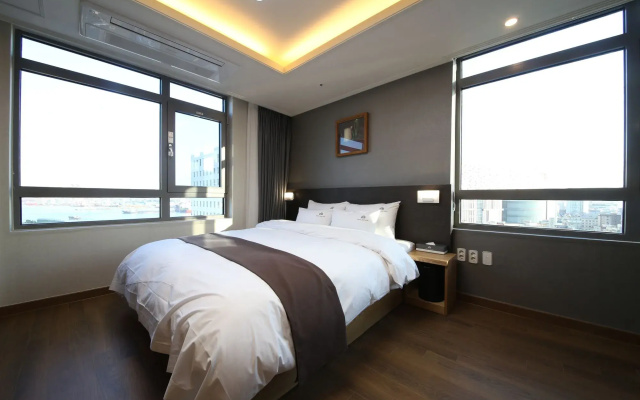 Central Park Hotel Busan