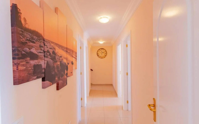 Oceanview Penthouse With Jacuzzi by DreamHomesTenerife