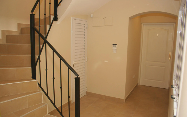 Inter Apart Hotel