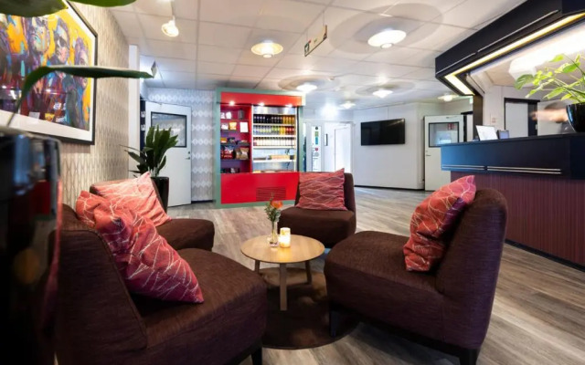 Ibis Hotel