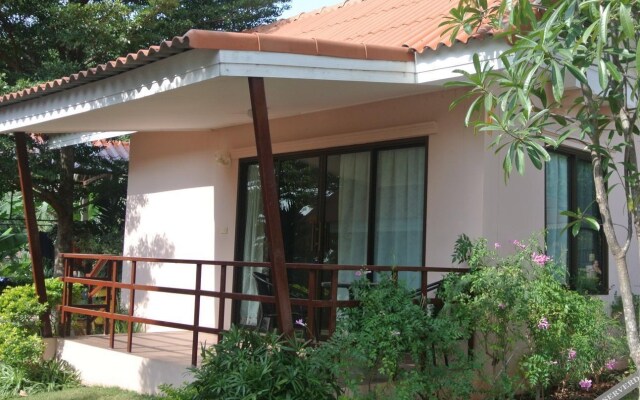 Ban Fah Plai Rung度假酒店(Ban Fah Plai Rung Resort)