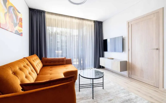 Magic Pines Apartment, By Cohost