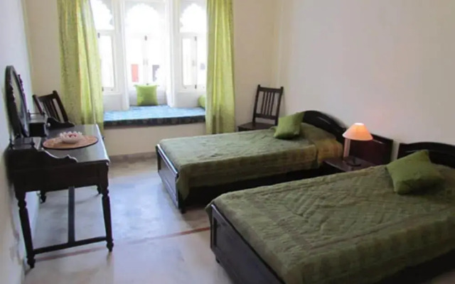 Hotel Pratap Bhawan