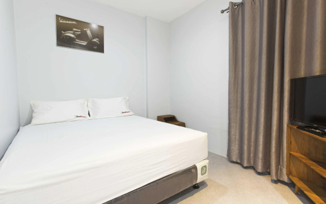 RedDoorz Near Arteri Pondok Indah