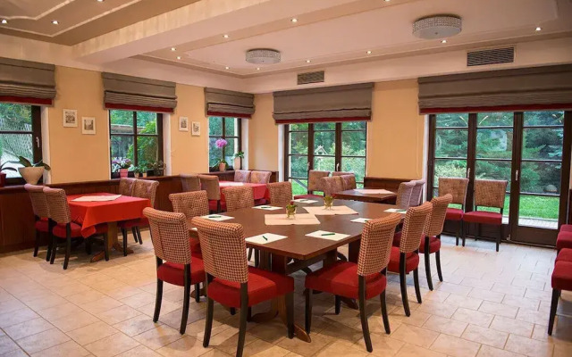 Flair Waldhotel Mellestollen