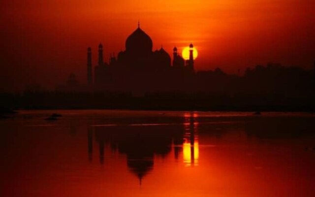 Jeet Agra by Goroomgo