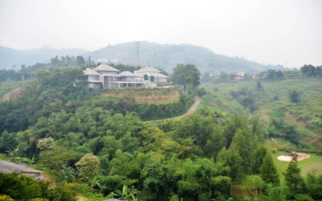 Green Forest Plantation View 6BR with Infinity Pool