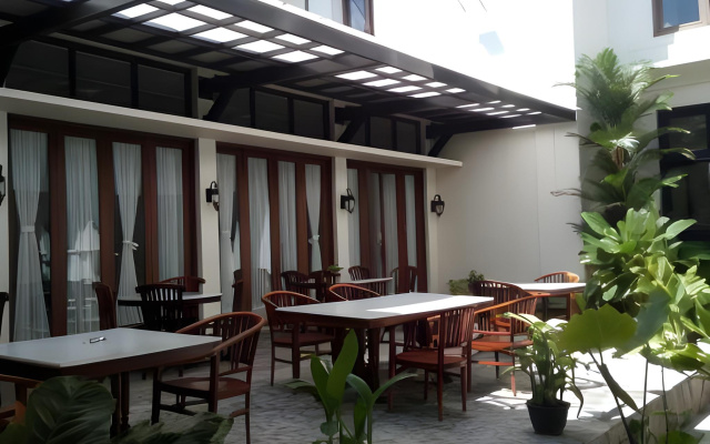 Colonial Hotel Makassar