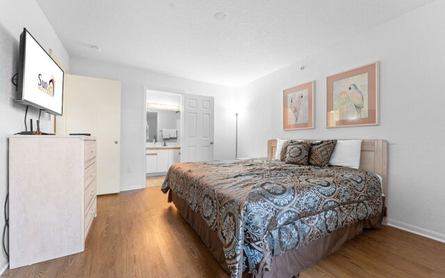 Carefree Getaways 2 Bedroom Condo by RedAwning