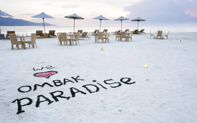 Hotel Ombak Paradise