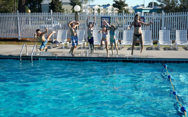 Windjammer Villas I