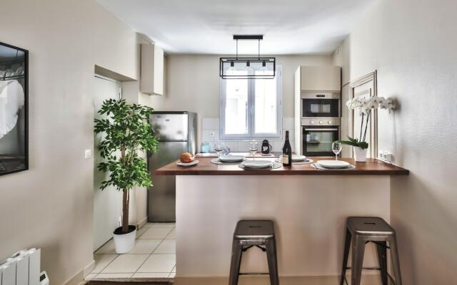 B 831 - Family Apartment - Montparnasse