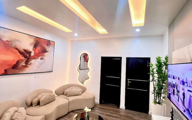 L Rina Apartment