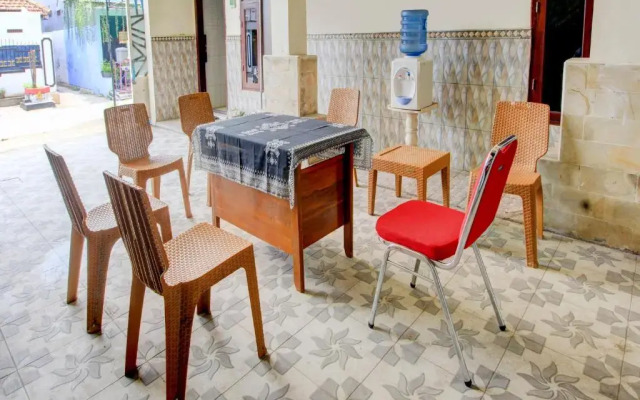 Hotel O Zeevanna Guest House Syariah