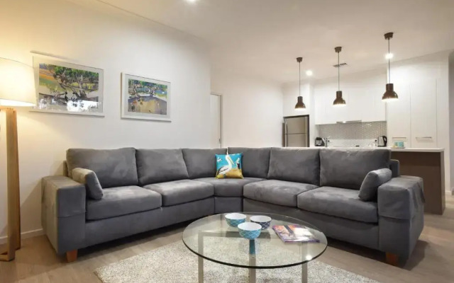 Boats And Bedzzz & Renmark River Villas