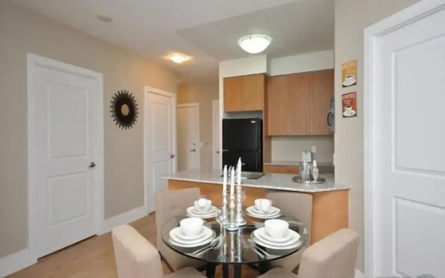 WhiteHall Suites - Mississauga