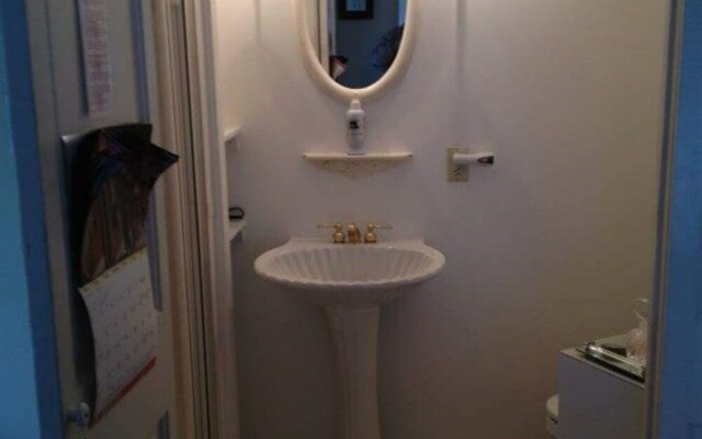 Isaac Hilliard House