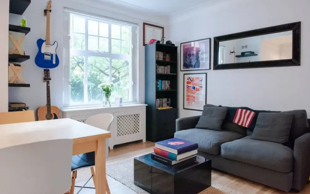 Studio in Fantastic Location