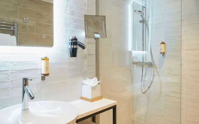 Mercure Avignon Gare TGV