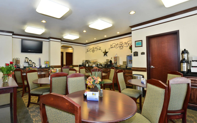 Best Western Lone Star Inn