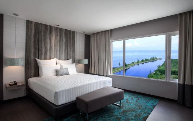 Pullman Miri Waterfront