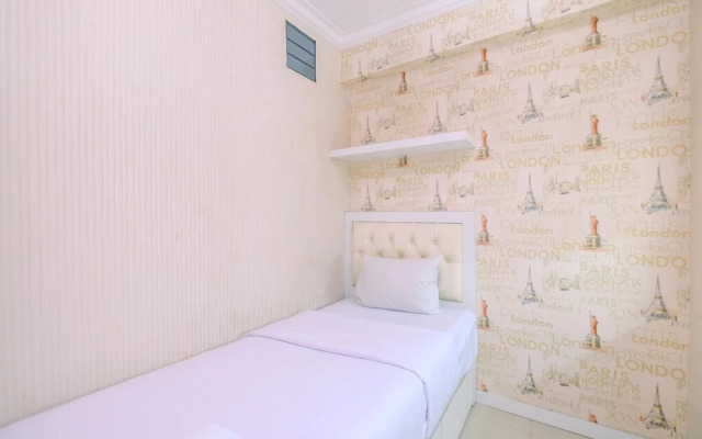Comfort And Homey 2Br At Bassura City Apartment