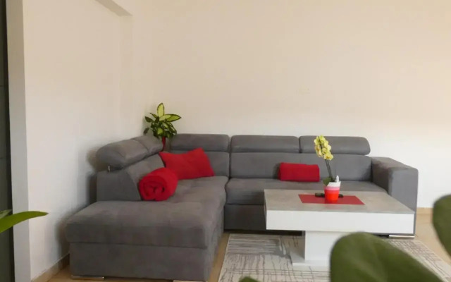 Apartment & Olive oil Valuma