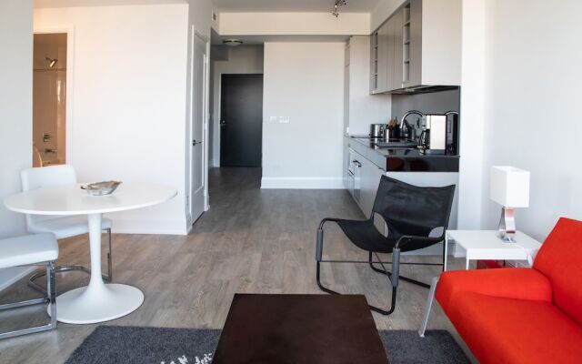 Modern 2 Bedroom Yonge and Eglinton Condo