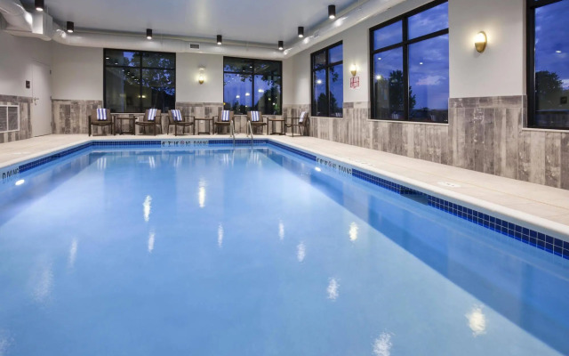 Hampton Inn Spicer Marina Area