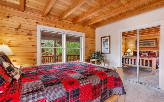 Arktos Jewel-589 by Big Bear Vacations