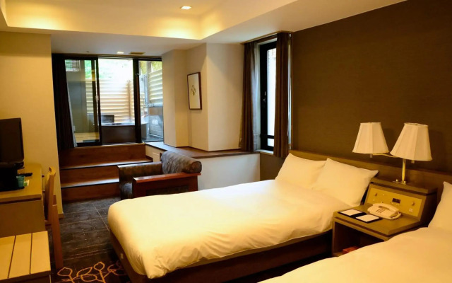 Karuizawa Club Hotel Karuizawa 1130 / Hewitt Resort