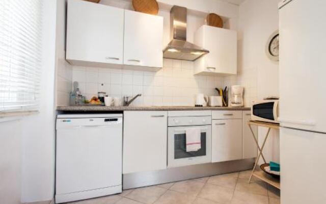 Pimms Apartment