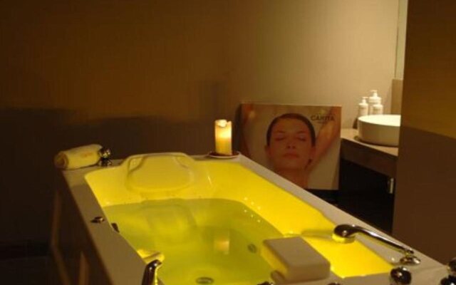Clayton Hotel Cork City