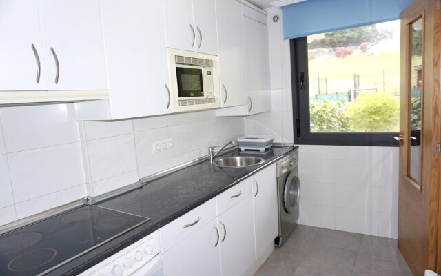 House with 2 Bedrooms in Cudón, with Enclosed Garden - 3 Km From the Beach