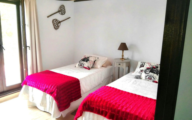 Posada Mies de Villa