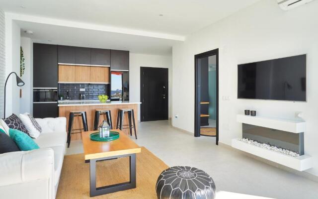 SUITE DEL MAR Luxury apartment with jacuzzi