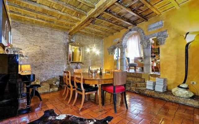 Trastevere Large Apartment With Terrace