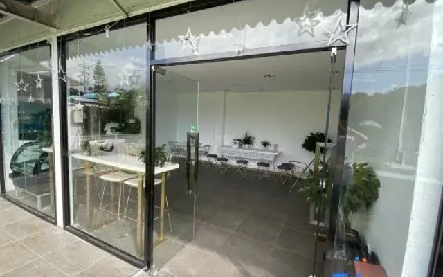 Xiamen Baihaishu Hotel (Huanghua Beach, Huandao Road)