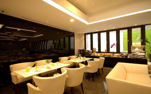 Kapok Hotel & Resorts