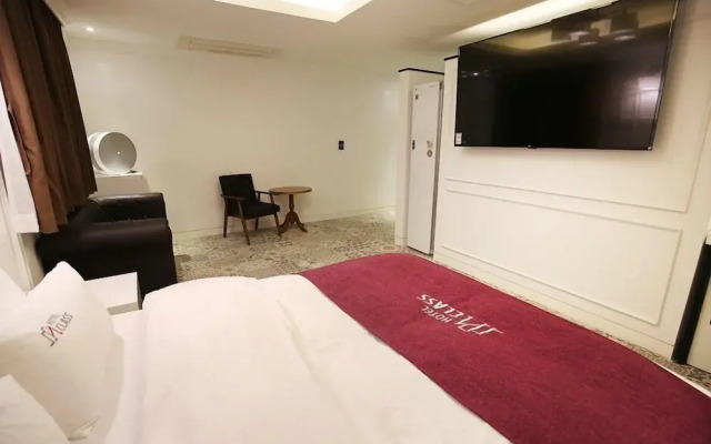 Hotel Class