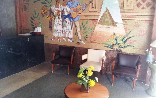 Hotel Uxmal